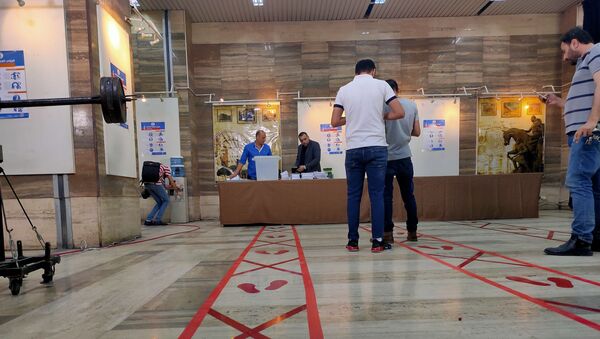مراكز الاقتراع تفتح أبوابها أمام الناخبين السوريين لاختيار أعضاء البرلمان - سبوتنيك عربي