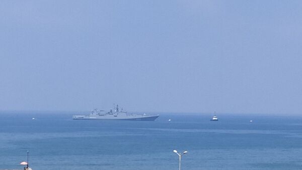 البحرية الروسية تجري تدريبات قبالة شواطئ طرطوس السورية - سبوتنيك عربي