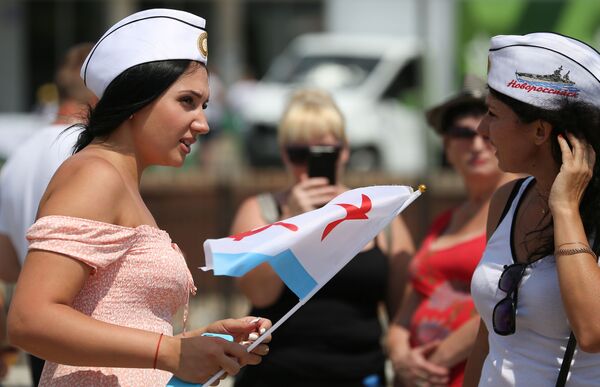 مراسم الاحتفال بيوم البحرية العسكرية الروسية في نوفوسيبيرسك، روسيا 26 يوليو 2020 - سبوتنيك عربي