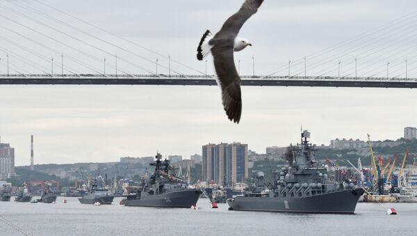 مراسم الاحتفال بيوم البحرية العسكرية الروسية في سان بطرسبورغ، روسيا 26 يوليو 2020 - سبوتنيك عربي