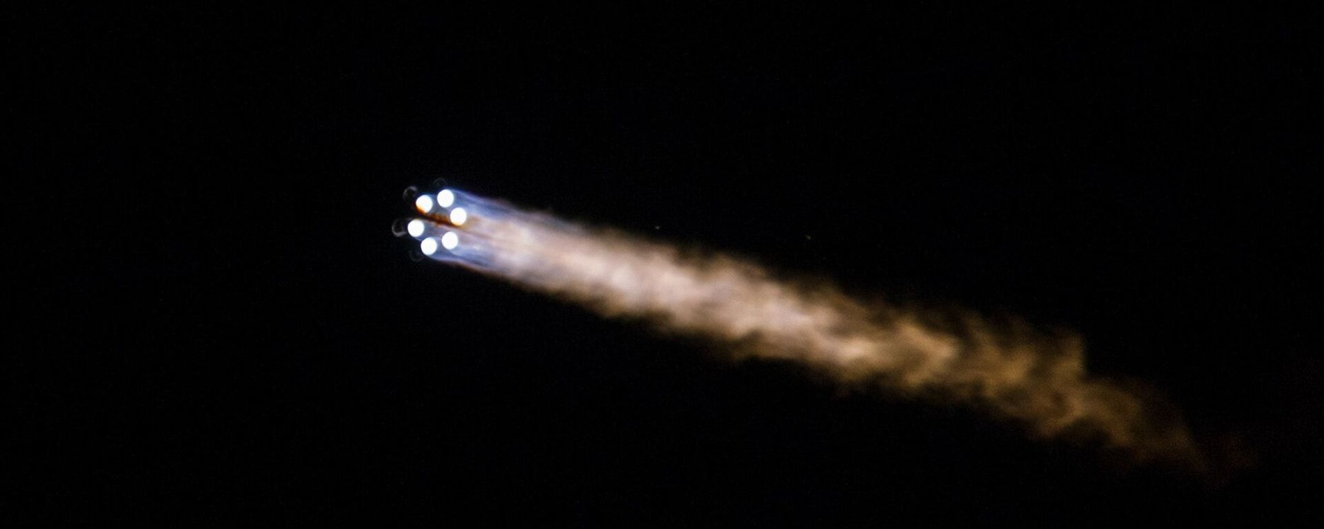 إطلاق صاروخ حامل بروتون-اممن مركز الفضاء بايكانور، كازاخستان 31 يوليو 2020 - سبوتنيك عربي, 1920, 12.11.2022