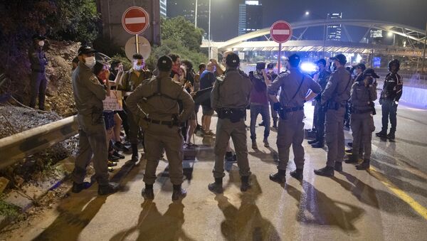 احتجاجات مناهضة للحكومة في القدس ضد رئيس الوزراء الإسرائيلي بنيامين نتنياهو - سبوتنيك عربي