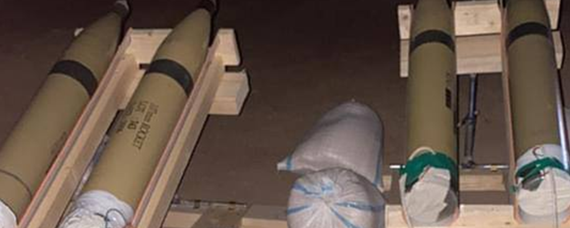 صورة أرشيفية لصواريخ كاتيوشا عثر عليها الأمن العراقي ببغداد 5 أغسطس 2020 - سبوتنيك عربي, 1920, 19.12.2021