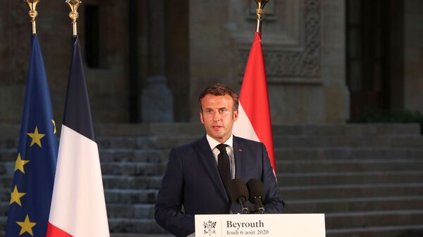 الرئيس الفرنسي إيمانويل ماكرون في بيروت، لبنان 6 أغسطس 2020 - سبوتنيك عربي