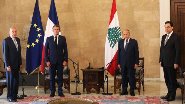 الرئيس الفرنسي إيمانويل ماكرون في بيروت، لبنان 6 أغسطس 2020 - سبوتنيك عربي