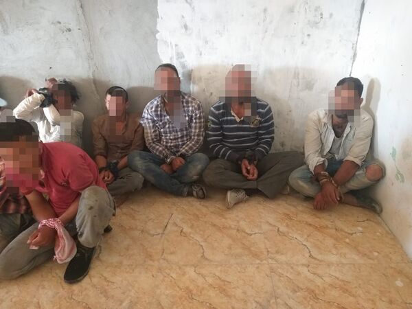 الجيش العراقي يحبط تسلل 100 إرهابي من سوريا... صور الجيش العراقي يحبط تسلل 100 إرهابي من سوريا... صور - سبوتنيك عربي