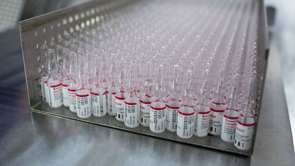 إنتاج لقاح ضد المرض الفيروسي كوفيد 19 في مصنع الأدوية بينوفارم بضواحي موسكو، أغسطس/ آب 2020 - سبوتنيك عربي