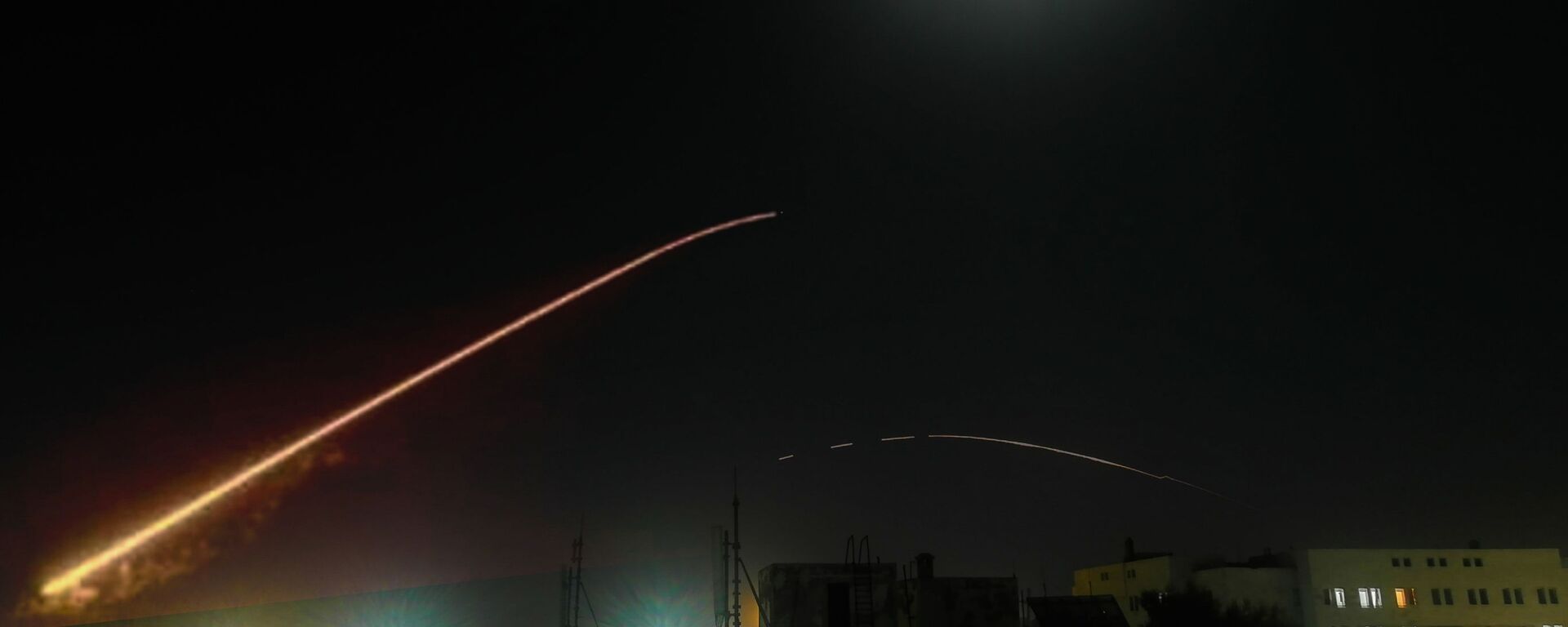 الدفاعات الجوية السورية تتصدى لأهداف معادية جنوب دمشق - سبوتنيك عربي, 1920, 21.04.2021