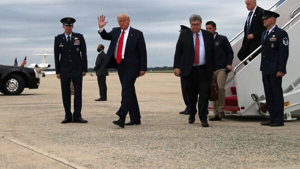 الرئيس الأمريكي دونالد ترامب يزور مقاطعة كينوشا، ولاية ويسكونسن، الولايات المتحدة، 1 سبتمبر 2020 - سبوتنيك عربي