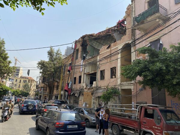 مباني مدمرة إثر انفجار مرفأ بيروت في حي جميزة، أحد أكثر الأحياء اكتظاظا في العاصمة، لبنان 4 سبتمبر 2020 - سبوتنيك عربي