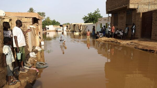 تداعيات فيضان مياه النيل الأزرق في منطقة أم درمان في السودان، 26 أغسطس 2020 - سبوتنيك عربي