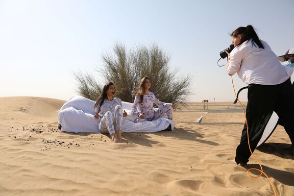  جلسة تصوير لمجموعة البيجاما للعلامة التجارية الإسرائيلية FIX's Princess Collection في دبي، الإمارات العربية المتحدة  8 سبتمبر  2020. - سبوتنيك عربي