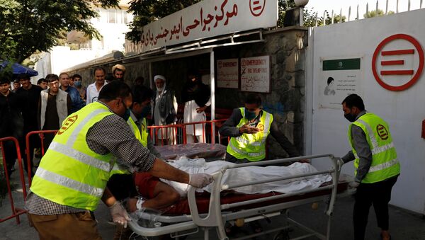 نقل مصابي انفجار استهدف موكب نائب الرئيس الأفغاني - سبوتنيك عربي