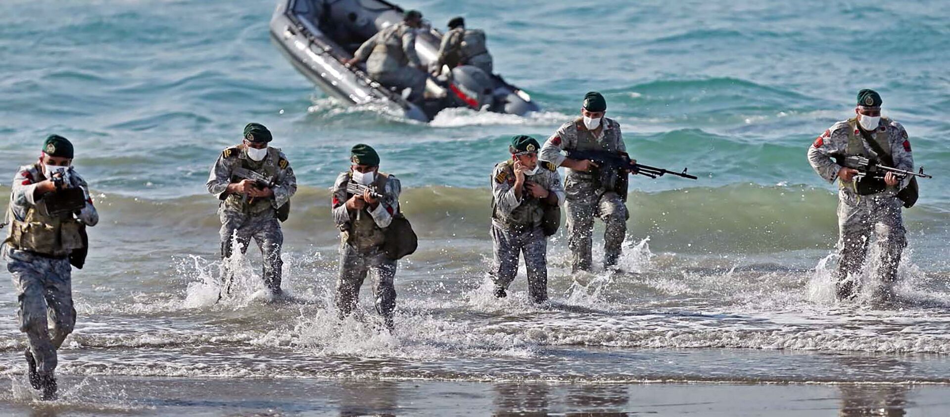مناورات ذو الفقار 99 للجيش الإيراني في خليج عمان، إيران 7 سبتمبر 2020 - سبوتنيك عربي, 1920, 01.09.2021