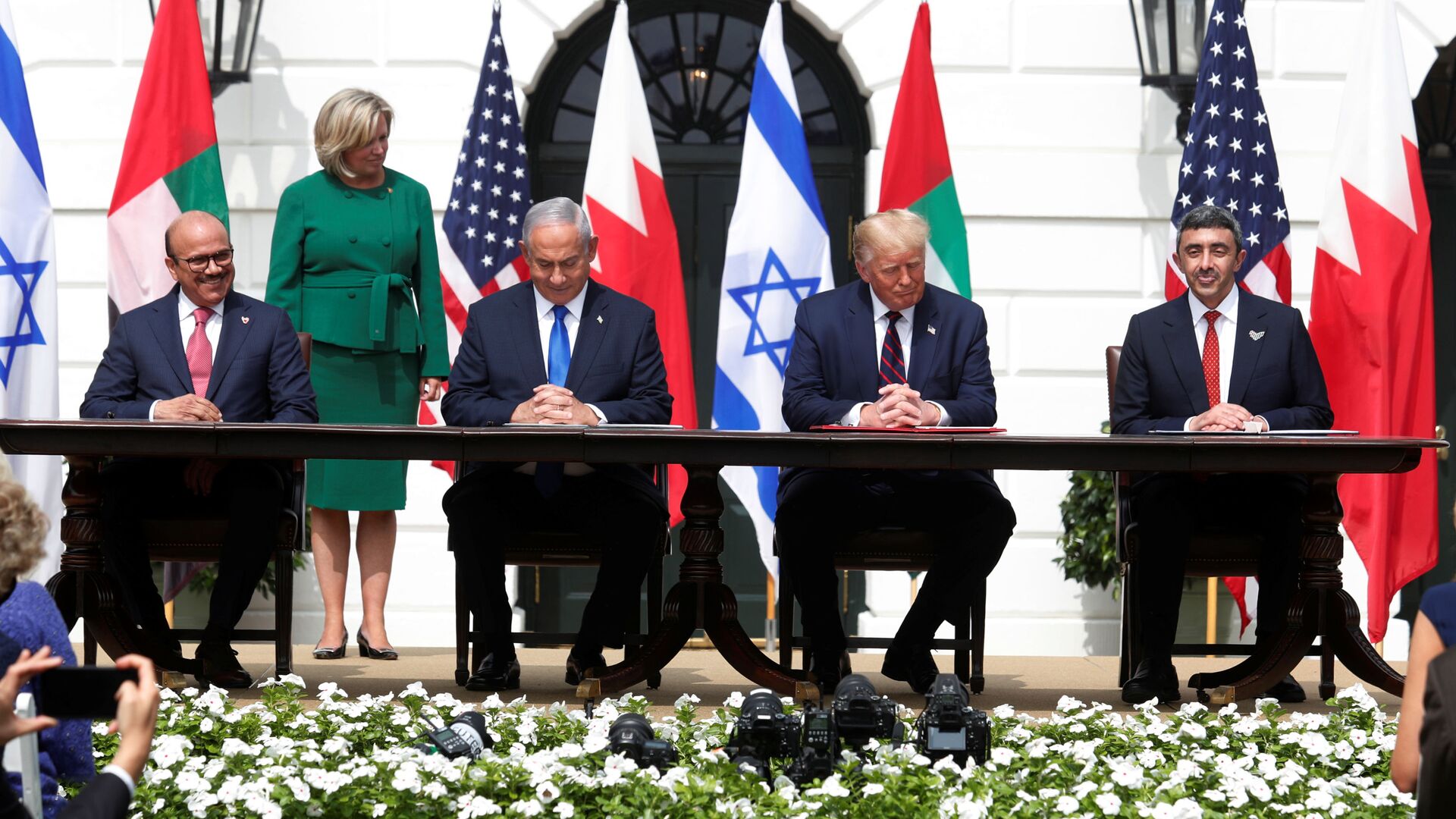 توقيع اتفاقيتي السلام بين إسرائيل وكل من الإمارات والبحرين - سبوتنيك عربي, 1920, 17.10.2021
