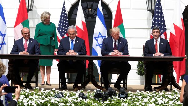 توقيع اتفاقيتي السلام بين إسرائيل وكل من الإمارات والبحرين - سبوتنيك عربي