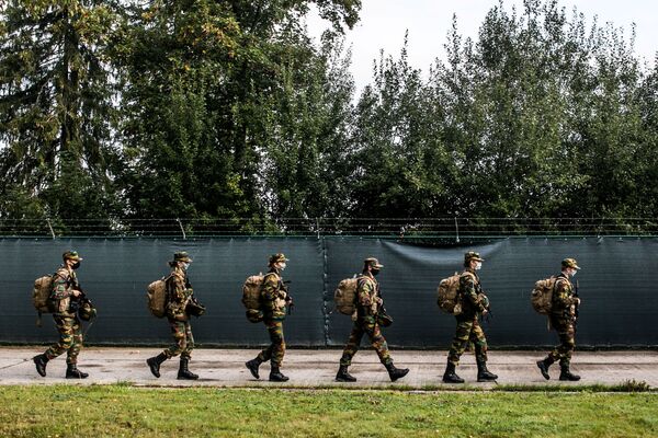  ولية عهد بلجيكا الأميرة إليزابيث خلال التدريب العسكري في معسكر إلسنبورن للجيش البلجيكي في بوتغينباخ، بلجيكا، 10 سبتمبر 2020 - سبوتنيك عربي