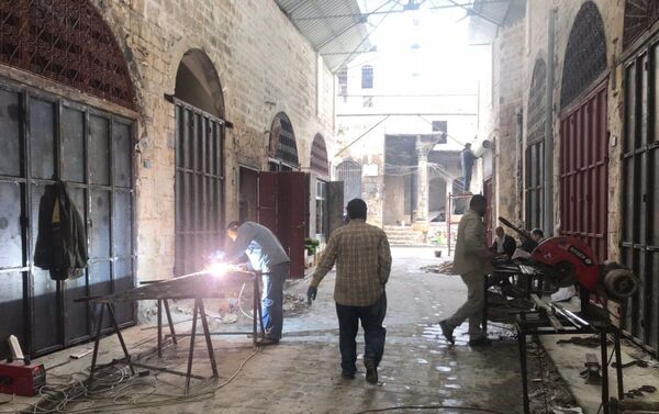 السلطات السورية تبدأ بإعادة إعمار منطقة الحمدانية على أطراف مدينة حلب - سبوتنيك عربي