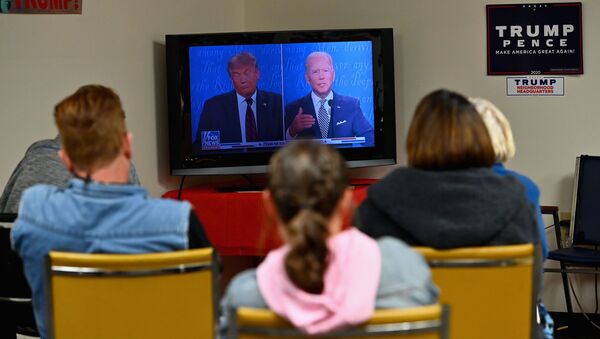 Трансляция первых дебатов действующего президента США Дональда Трампа и кандидата в президенты США Джо Байдена - سبوتنيك عربي