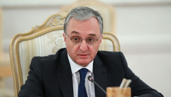 وزير الخارجية الأرمني زهراب ناتساكانيان في موسكو، 12 أكتوبر 2020 - سبوتنيك عربي