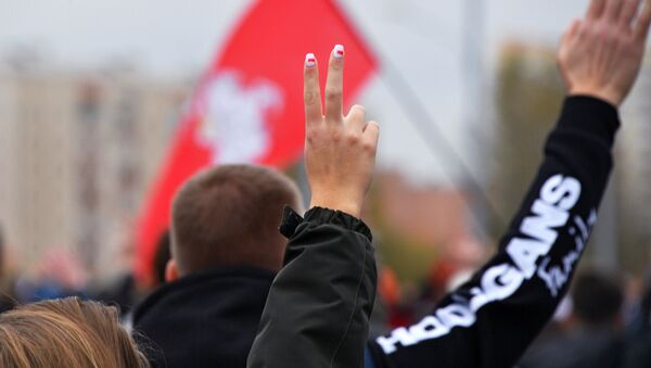 احتجاجات المعارضة البيلاروسية نارودني أولتيماتوم في مدينة مينسك، بيلاروسيا 25 أكتوبر 2020 - سبوتنيك عربي