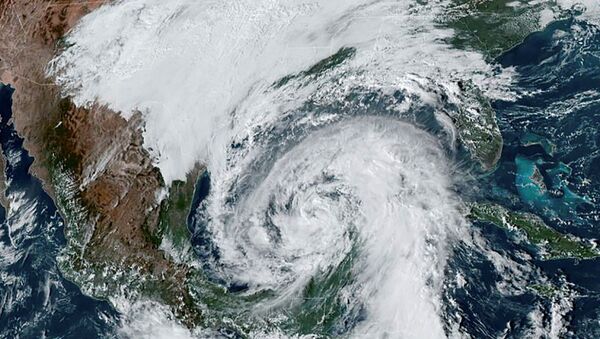 الإعصار زيتا يضرب لويزيانا برياح قوية وأمواج عالية - سبوتنيك عربي