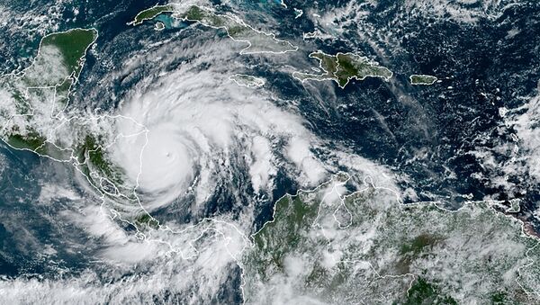 العاصفة الاستوائية إيوتا في بيلفي، نيكاراغوا 15 نوفمبر 2020 - سبوتنيك عربي