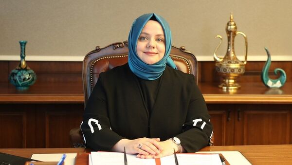 وزيرة العمل التركية زهراء زمرد سلجوق - سبوتنيك عربي