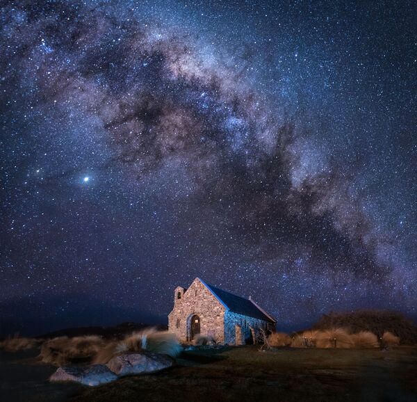 صورة كنيسة الراعي الصالح في نيوزيلندا، للمصورة إيلينا باخليوك، وصلت إلى نهائيات المسابقة الدولية المصور التاريخي لعام 2020  - سبوتنيك عربي