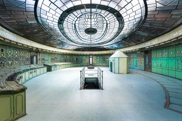 صورة محطة كيلينفيلد للطاقة الكهربائية شبه المهجور في بودابست، للمصور رومان روبريوك، وصلت إلى نهائيات المسابقة الدولية المصور التاريخي لعام 2020 - سبوتنيك عربي