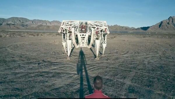 هيكل روبوتي وزنه 3 أطنان يقوده شخص - سبوتنيك عربي