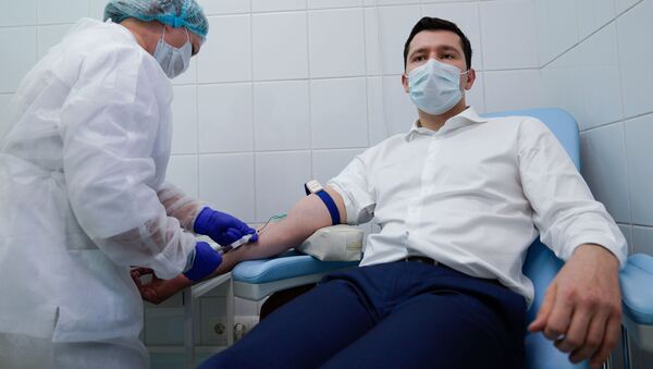  بدء التطعيم بـ لقاح إيبيفاك كورونا ضد فيروس كورونا في كالينينغراد، روسيا 3 ديسمبر 2020 - سبوتنيك عربي