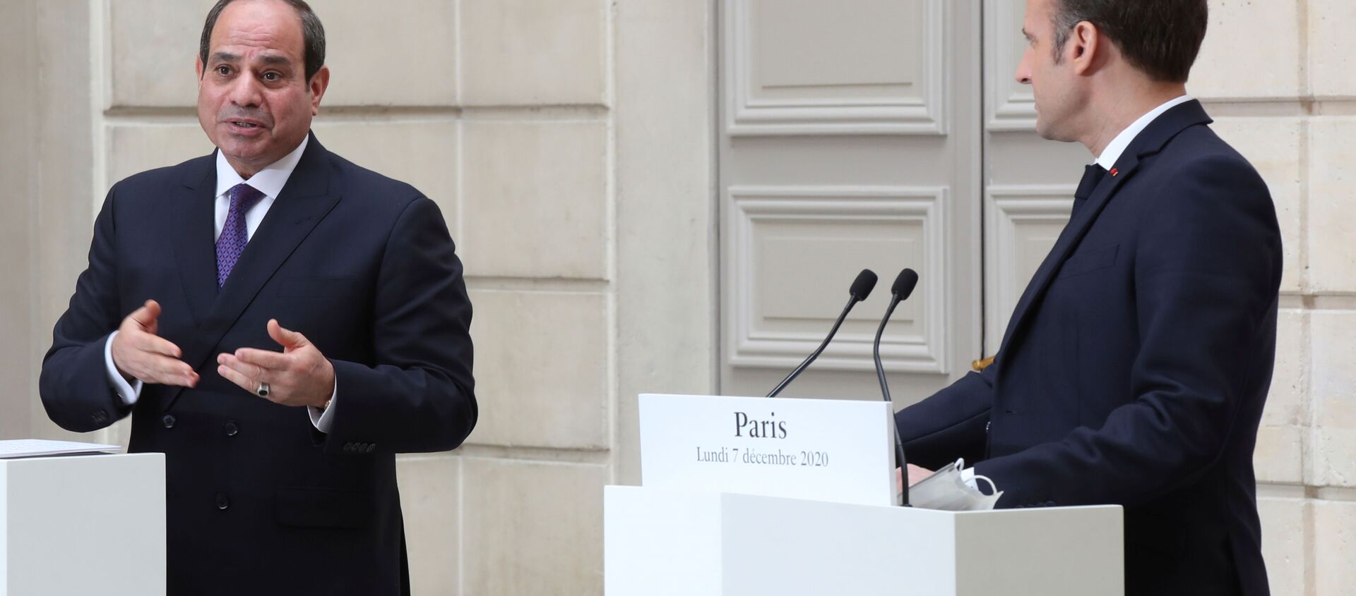  الرئيس الفرنسي، إيمانويل ماكرون والرئيس المصري عبدالفتاح السيسي في باريس، فرنسا 7 ديسمبر 2020 - سبوتنيك عربي, 1920, 17.05.2021