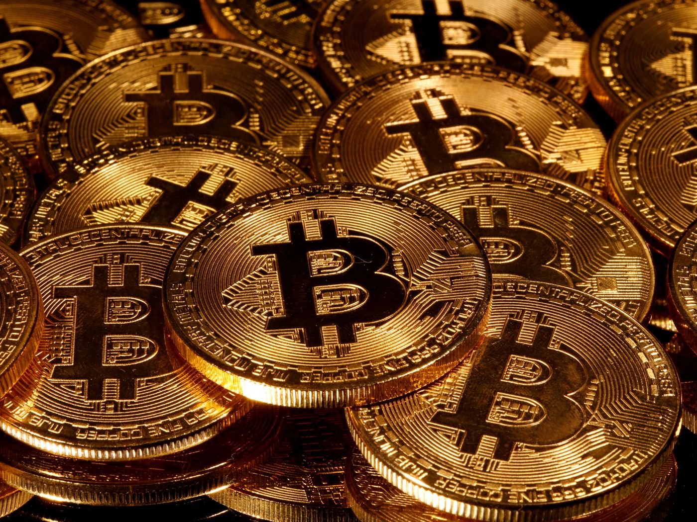 بيتكوين تنزف: خسرت 7% خلال 7 أيام ووصلت لـ42.7 ألف$ من 49 ألفا