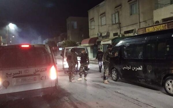 قوات الأمن التونسية تنتشر في حي التضامن بالعاصمة - سبوتنيك عربي