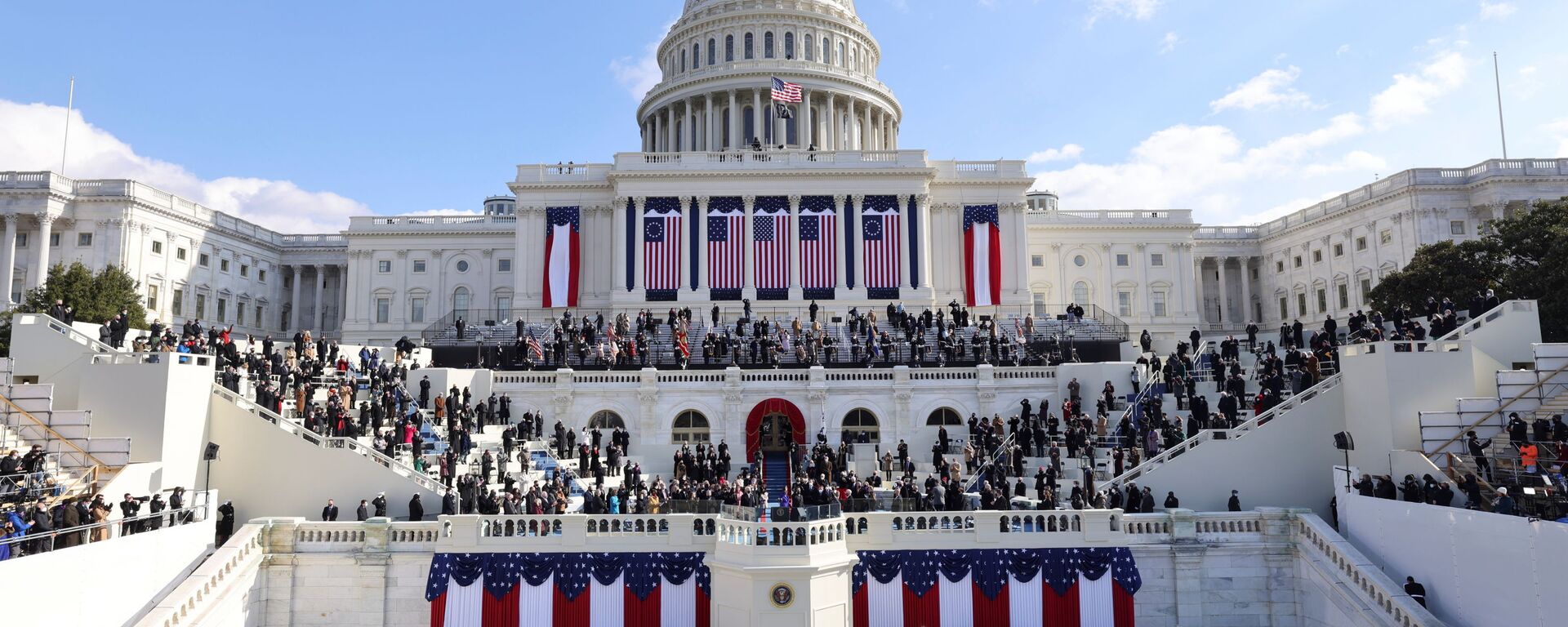 مراسم تنصيب جو بايدن رئيسا للولايات المتحدة، و كامالا هاريس نائبة للرئيس، الكابيتول، الكونغرس واشنطن، 20 يناير 2021 - سبوتنيك عربي, 1920, 02.05.2021