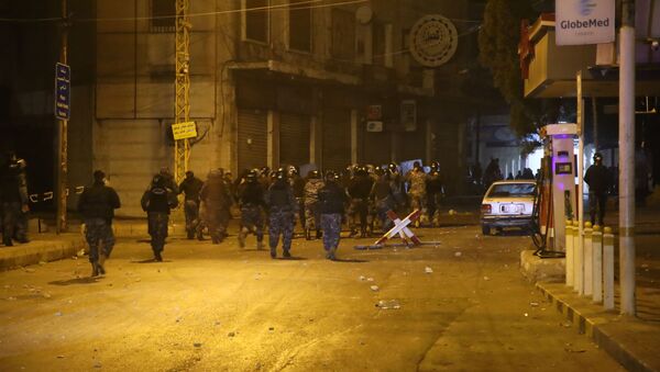 طرابلس اللبنانية تشتعل يوم أمس ومواجهات عنيفة مع القوات الأمنية - سبوتنيك عربي