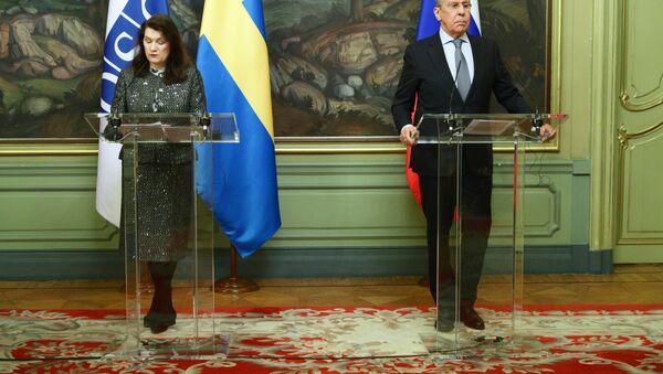 لقاء وزير الخارجية الروسي سيرغي لافروف مع نظيرته السويدية آن ليندي - سبوتنيك عربي