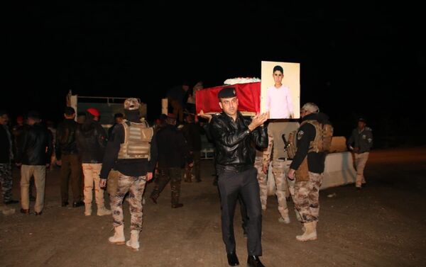 رفات الإيزيديين ضحايا الإبادة يصلون مثواهم الأخير شمالي العراق  - سبوتنيك عربي
