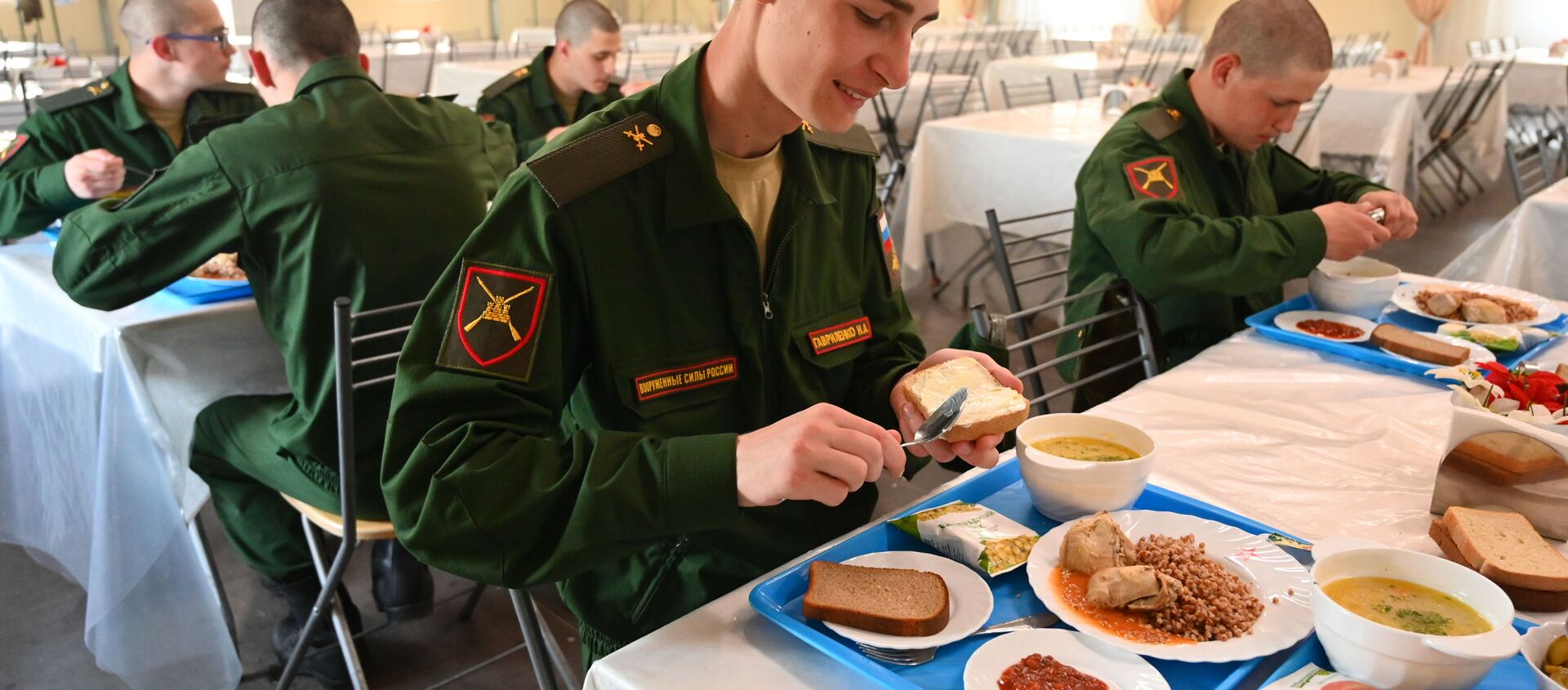جنود روس يأكلون في وحداتهم - سبوتنيك عربي, 1920, 18.02.2021