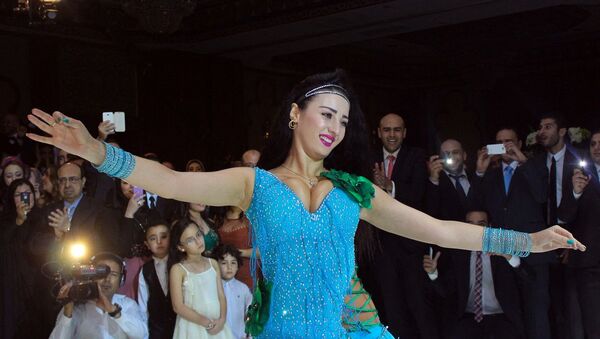الراقصة الأرمينية المقيمة في مصر، صوفينار - سبوتنيك عربي