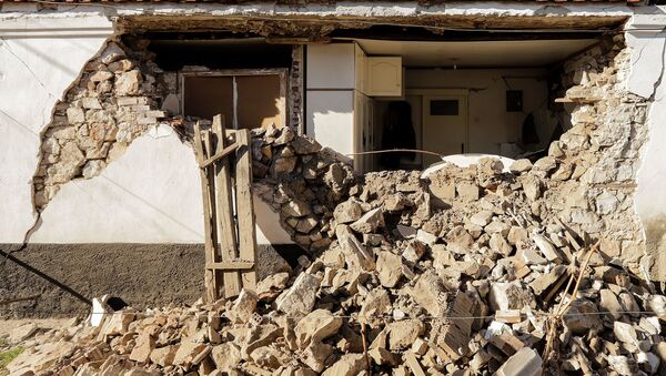 تداعيات زلزال في قرية داماسي، وسط اليونان، 3 مارس 2021 - سبوتنيك عربي