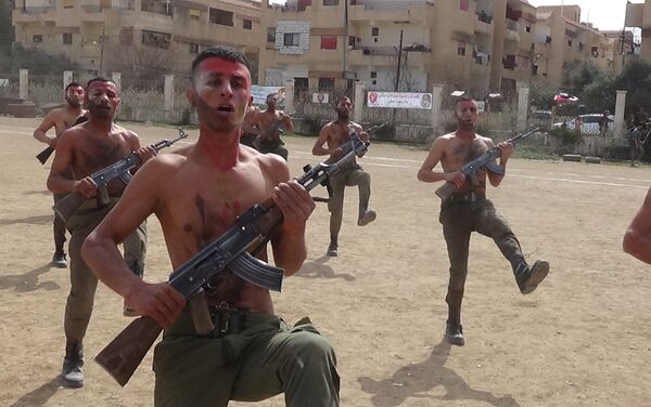 أبناء القبائل العربية في شرق سوريا ينخرطون بسلك الشرطة لمواجهة الوجود الأمريكي - سبوتنيك عربي