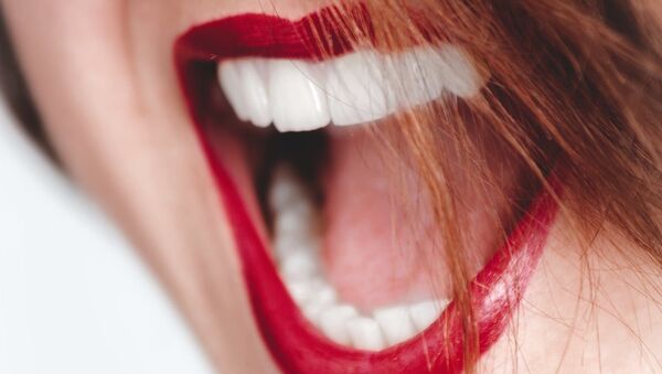 الأسنان البيضاء - سبوتنيك عربي
