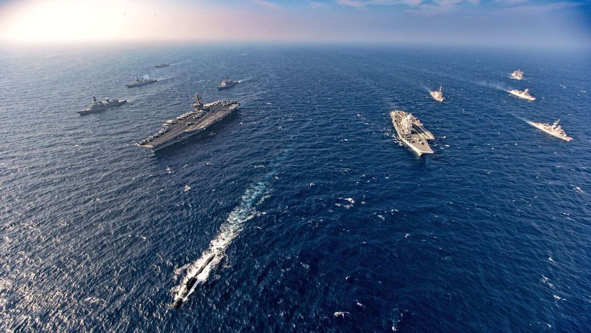 "البنتاغون" ينفي تعرض سفن حربية أمريكية لهجوم بعد قصف مواقع في اليمن