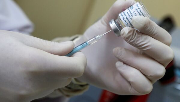 التطعيم باللقاح أسترازينيكا ضد فيروس كورونا في طوباس، الضفة الغربية، فلسطين، 25 مارس 2021 - سبوتنيك عربي