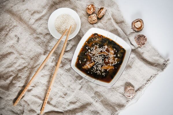 حساء الميسو - وهو حساء ياباني تقليدي - سبوتنيك عربي
