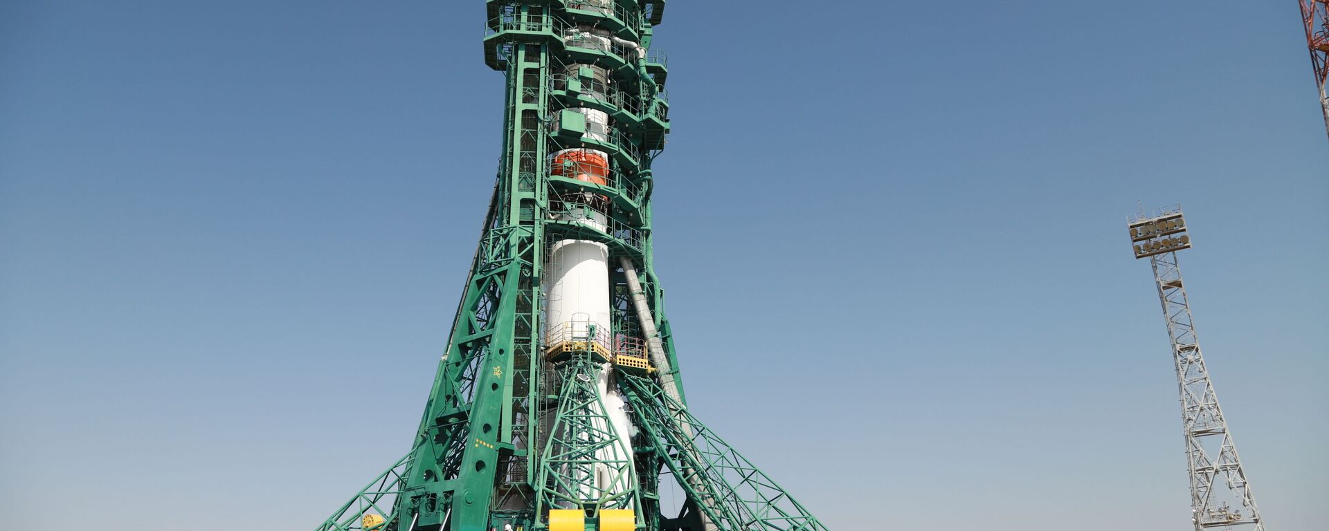 إطلاق الصاروخ الحامل Soyuz-2.1 مع المركبة الفضائية المأهولة Soyuz MS-18 وطاقم الرحلة طويلة المدى ISS-65 من منصة الإطلاق رقم 31 من قاعدة بايكونور الفضائية، 9 أبريل 2021 - سبوتنيك عربي, 1920, 09.04.2021