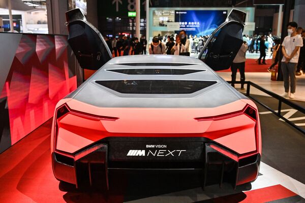 سيارة (BMW Vision Next car) في معرض شنغهاي للسيارات، الصين 19 أبريل 2021 - سبوتنيك عربي