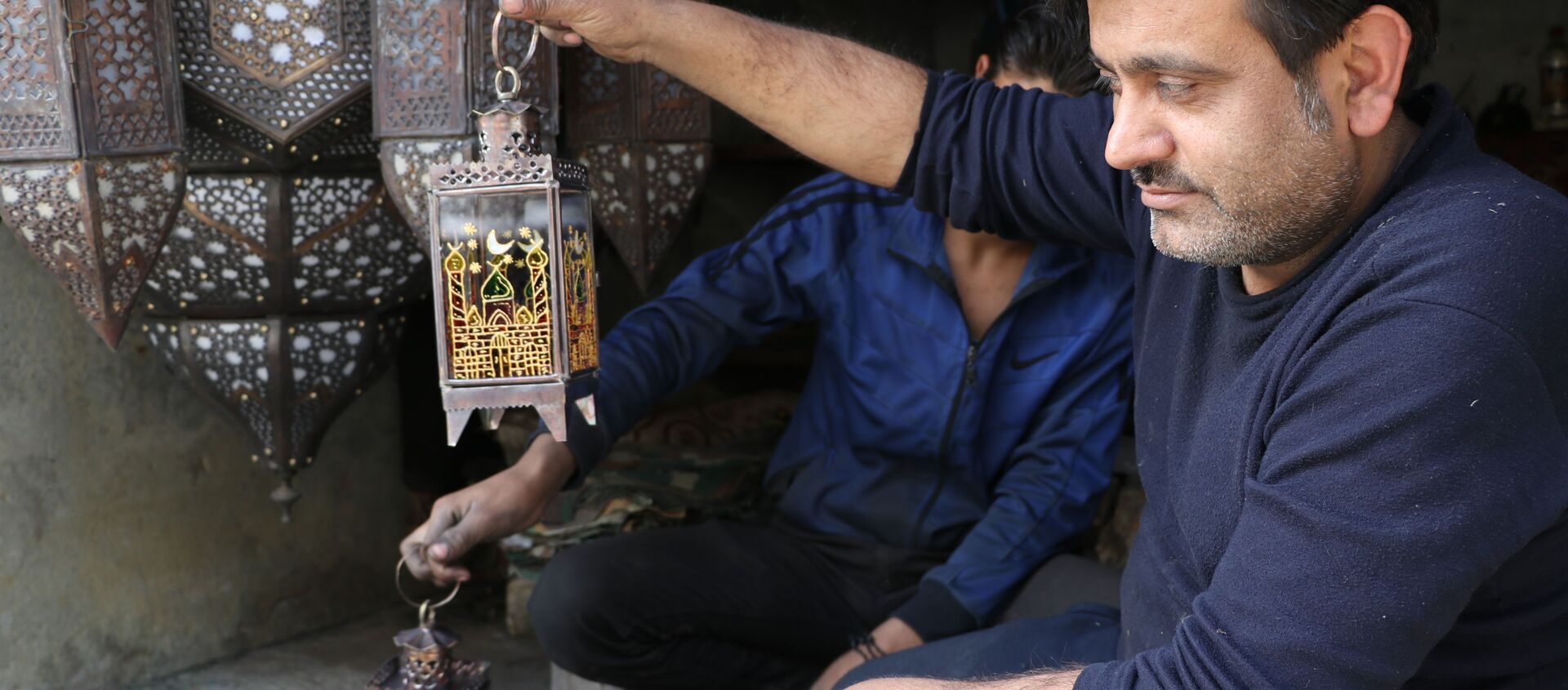 فوانيس رمضان تعود لتزين الليالي الحلبية، حلب، سوريا 22 أبريل 2021 - سبوتنيك عربي, 1920, 22.04.2021